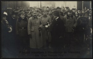PIŁSUDSKI Józef] Arrival of Brigadier J. Pilsudski in Warsaw on December 12, 1916. Photo: Saryusz Wolski Kr. Suburb