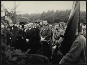 General J. Haller's Blue Army] Set of 10 photographs of the Blue Army and General J. Haller from various parades and ceremonies. Kraków 1919-1925, postwar prints