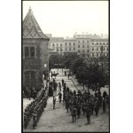 Błękitna Armia gen. Józefa Hallera] Zestaw 10 fotografii Błękitnej Armii oraz gen. J. Hallera z różnych defilad i uroczystości. Kraków 1919-1925, odbitki powojenne