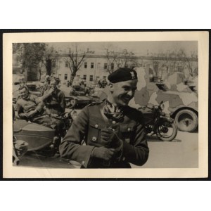 1 Batalion Czołgów Lekkich] Fotografia kpt Stefana Kossobuckiego, ostatniego dowódcy d-ca 3 Kompanii 1 Baonu Czołgów. Przed IX 1939 r.