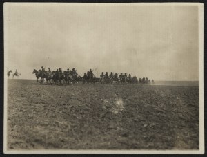 10th Horse Artillery Squadron] Maneuvers of the 10th D. A. K. in 1924 Yaroslavl (?)