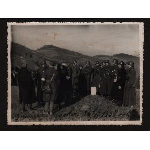 10 Pułk Strzelców Konnych, Zaolzie] Grupa żołnierzy Wojska Polskiego na granicy polsko-czeskiej XI 1938, Zaolzie, 10 PSK