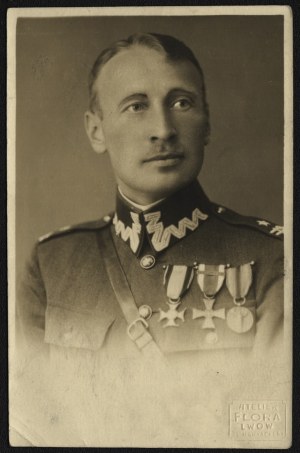 19th Infantry Regiment of the Relief of Lviv] Portrait photo of Major Mieczyslaw Lukoski [before 1936].