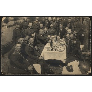 44 pułk piechoty Strzelców Kresowych] Fotografia święta 44 P. P. S. K. w Równem 1927 r.