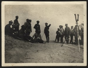 Rembertów] At the training ground in Rembertów 1927, the exercises are discussed by Col. Adolf Waraksiewicz.