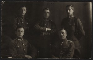 Polish-Bolshevik War] Photo of 5 soldiers taken on April 11, 1920, in Dynaburg, after the recapture of the city from Soviet hands in January 1920