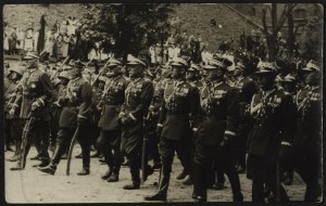 Polish Army, General Staff] Generals of the Polish Army during the parade. Interwar period.