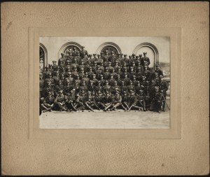 Wojsko Polskie] Zdjęcie z promocji w Batalionie Szkolnym Piechoty nr 5 w Łobzowie. Ok. 1927-1930