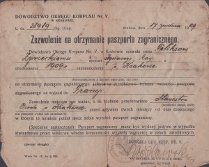 GEN. WRÓBLEWSKI Stanislaw, autograph] Dowództwo okręgu Korpusu Nr. V. w Krakowie. Permission to obtain a foreign passport for Feliks Zywiecki. 17 XII 1929.