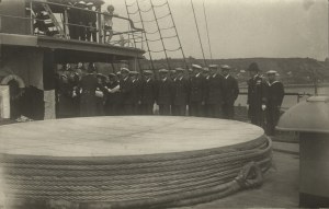 NAVY] Photograph of a captain of the Navy. Photo by Stanislaw Ablewicz, Puck