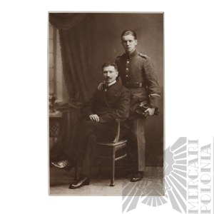 II RP Fotografia Studyjna Żołnierza Wojska Polskiego z Kolegą - Mundur wz.19