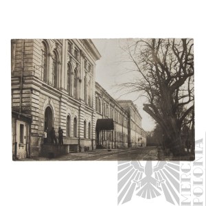 II RP Fotografia Budynku Centrum Wyszkolenia Sanitarnego - Warszawa Szpital Ujazdowski/Zamek Ujazdowski