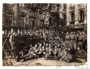 II RP Group Photo of Polish Army Soldiers Warsaw 1922