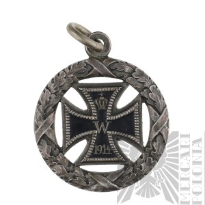 German Empire Patriotic Medal with Iron Cross Motif.