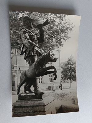 OPOLSKIE SHOOTING, SHOOTER, SCULPTURE ON STUNI IN MARKET SQUARE, SMALL EDITION