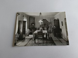 BROOM MANOR KONOPNICKA MUSEUM TABLE ROOM