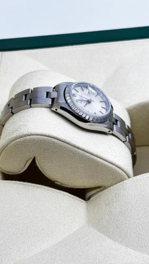 ROLEX OYSTER PERPETUAL LADY DATE 69240