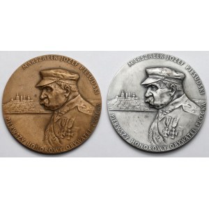 Medals, Marshal Jozef Pilsudski - First Honorary Citizen of Plock - Plock PTAiN 1991 - set (2pcs)