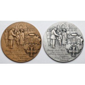 Medals, Marshal Jozef Pilsudski - First Honorary Citizen of Plock - Plock PTAiN 1991 - set (2pcs)