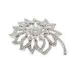 Brooch in the form of a flower, mid-20th century.