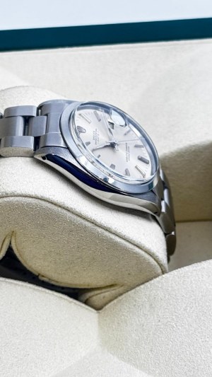 ROLEX OYSTER PERPETUAL DATE 1500
