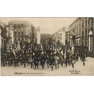 Budapest I. Budai Vár, Károly király és Zita királyné koronázása. Beller Rezső felvétele