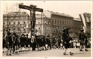 1938 Budapest VI. Oktogon tér, Meinl Gyula kávé, tea és csokoládé üzlete, Dreher bak sör reklám...