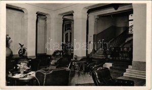 Budapest VIII. Dr. Pajor szanatórium és vízgyógyintézet, előcsarnok. Vas utca 17. (EK)