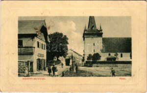 Bánffyhunyad, Huedin; Fő tér, Református templom, Kováltsik József üzlete. W.L. Bp. 7079. 1910-13. / main square...