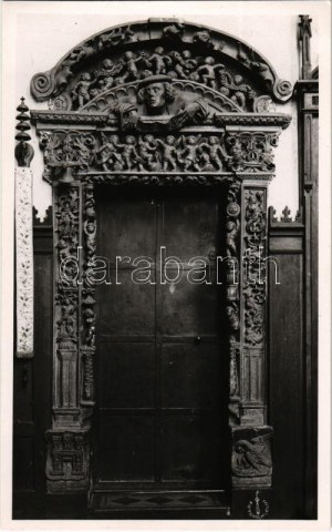 Kolozsvár, Cluj; Szent Mihály templom kapuja / church, gate