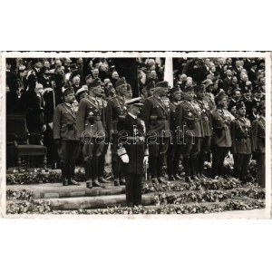 1940 Szamosújvár, Gherla; bevonulás, Horthy Miklós kormányzó, katonák / entry of the Hungarian troops, regent Horthy...