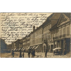 1903 Kassa, Kosice; Fő utcai részlet, Singer üzlete. Varga Bertalan kiadása / street, shops...