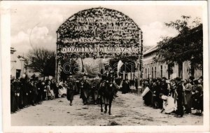 1938 Párkány, Stúrovo; bevonulás, 