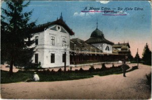 Tátralomnic, Tatranská Lomnica (Magas-Tátra, Vysoké Tatry); fürdőház. Vasúti levelezőlapárusítás / Badehaus / spa...