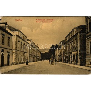 Trebinje, Kaiserstrasse von Westen / Careva ulica sa zapada / street view, K.u.K. soldiers, shops. Rizvan Volic (fa...