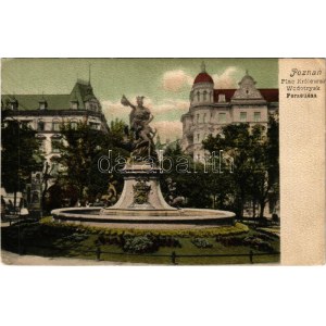 Poznan, Plac Królewska, Wodotrysk Perzeusza / square, fountain (EK)