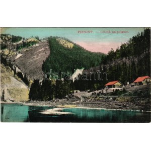 Tatry, Pieniny, Czarda na polance. S. Semmel / rest house, lake (EK)