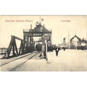Sassnitz (Rügen), Ostseebad, Trajektanlage / railway ferry connection, trajectory, locomotive
