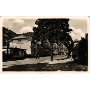 1938 Jesenice, Aßling; Trg Kralja Aleksandra I. / street view, railway station, man with bicycle (EK...
