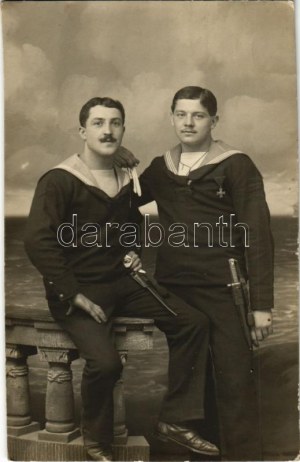 1913 Pola, Pula; K.u.K. Kriegsmarine Matrosen / Császári és Királyi Haditengerészet matrózai / Austro...
