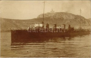 1916 SMS TRIGLAV Osztrák-magyar Haditengerészet Tátra osztályú romboló, matrózokkal a fedélzeten / K.u.K...