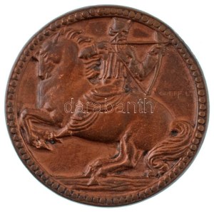 Göröntsér Greff Lajos (1888-1976) DN Jobbra íjjal lövő ősmagyar lovas harcos egyoldalas, öntött bronz plakett (97mm) T...