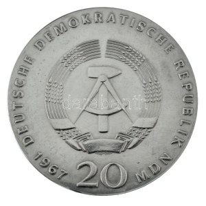 Német Demokratikus Köztársaság 1967. 20M Ag Wilhelm von Humboldt kapszulában T:AU / German Democratic Republic 1967...