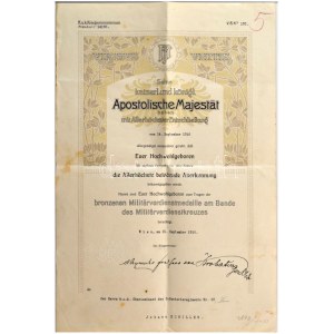 Osztrák-Magyar Monarchia 1916. Bronz Katonai Érdemérem a katonai érdemkereszt szalagján, kardokkal...