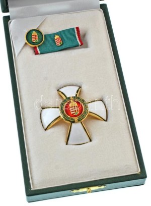 1991. 