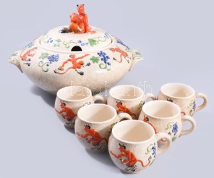 Villeroy & Boch bólés készlet plasztikus ördög-figurás díszítéssel. Art deco, ca 1920.. Kínáló d:37 cm + 6 pohár...