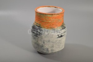 Gorka Lívia (1925-2011): Váza. Többszínű mázzal fedett kerámia, jelzett, hibátlan, m: 17 cm /// Lívia Gorka (1925?2011)...