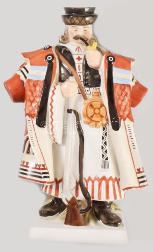 Herendi Pipázó betyár figura. Kézzel festett porcelán, jelzett, hibátlan, m: 33,5 cm /// Herend 'Smoking Betyár' figure...