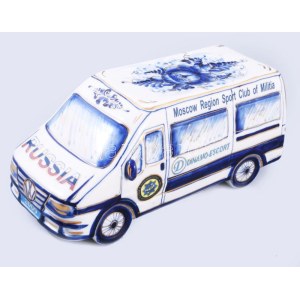 Gzhel porcelán Volkswagen kisteherautó, International Police-Motor Corporation logójával, jelzett, kézzel festett...