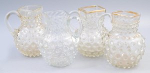 4 darab bütykös kancsó. Zempléni huták, 19. sz. időszakai, közte kopott aranyozással, m: 13 cm alatt //...